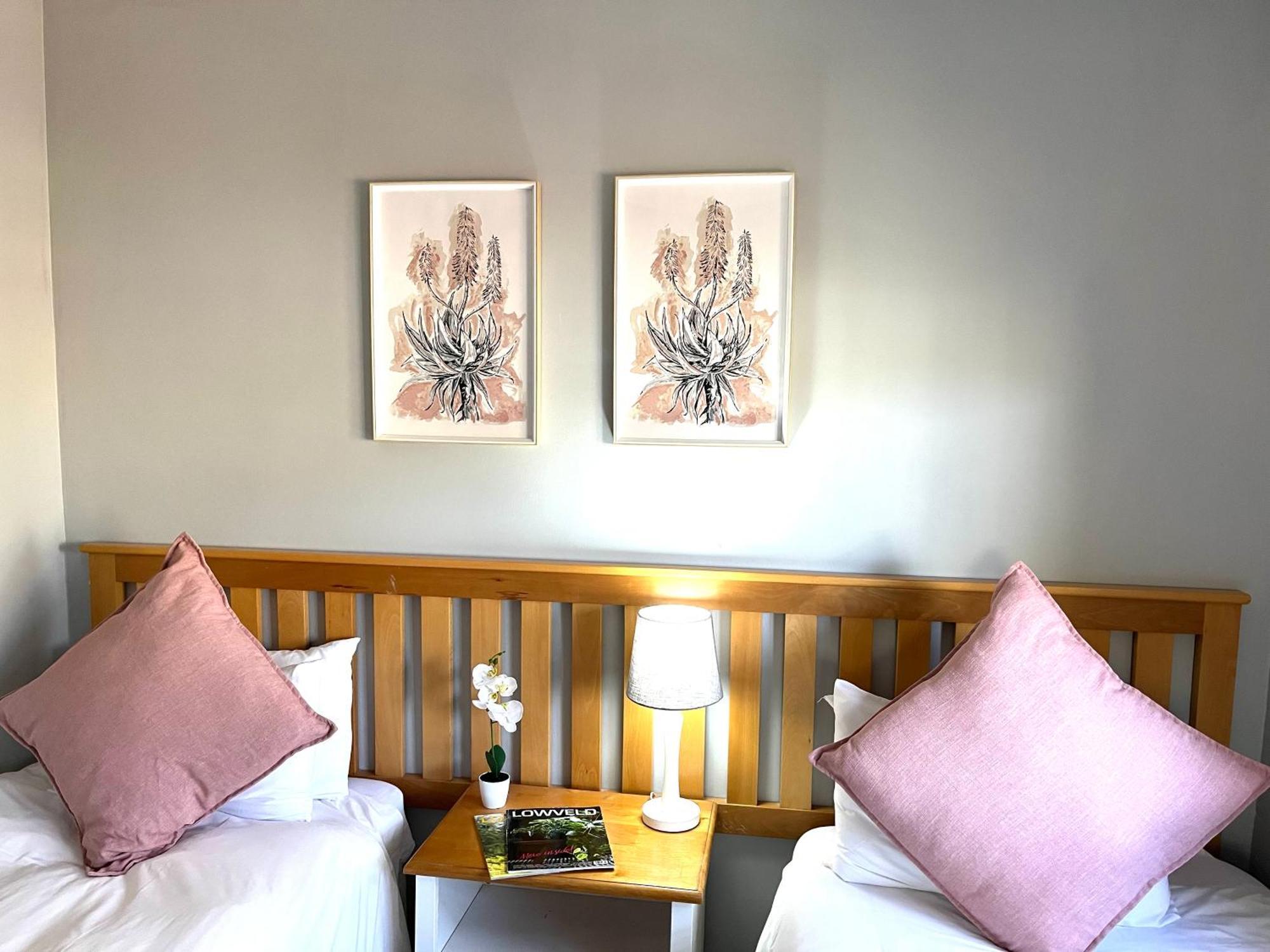 Thyme Inn On Greenway White River Eksteriør billede